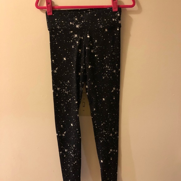 💖Pink Yoga Pants💖 - Picture 3 of 3